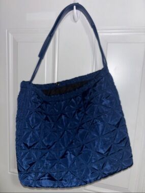 Quilted Navy Tote Bag - Women's Shoulder Tote